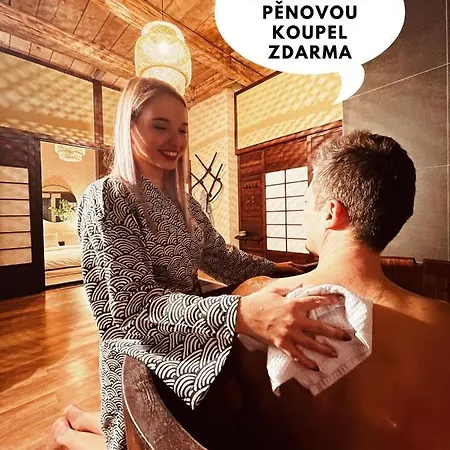 Konukevi Oroom Japan - Role Play For Couples In Brno